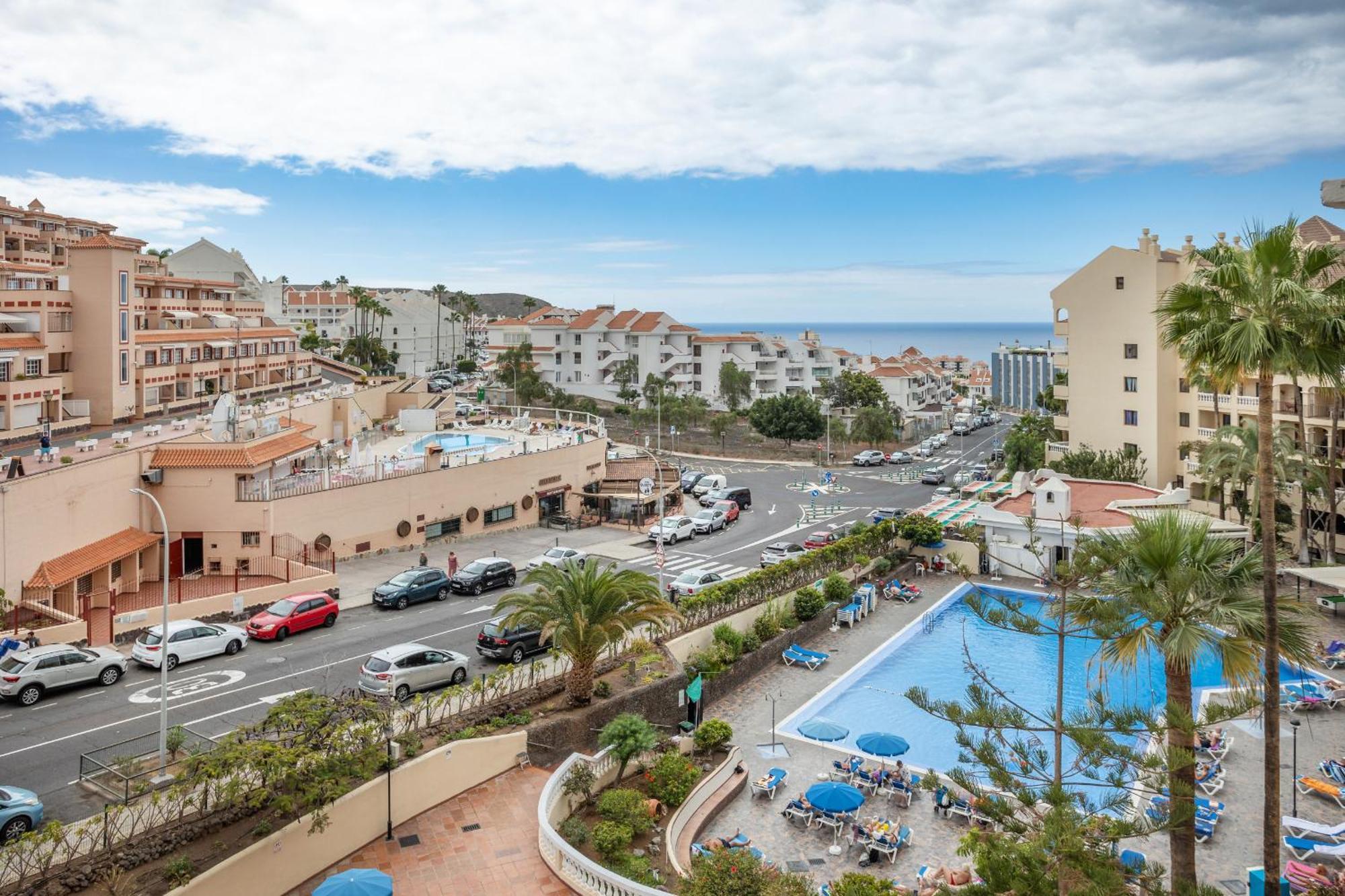 Castle Harbour Holiday Home Heated Pool Views By Lovetenerife Лос-Крістіанос Екстер'єр фото